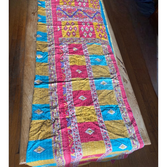 More 💛🩷Beautiful handmade quilts. 100% cotton. One of a kind 💖 Blankets💫 - Picture 10 of 16